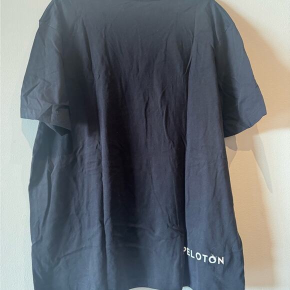 5/$20- Basic Peloton crew neck tee size XXL - Picture 3 of 4